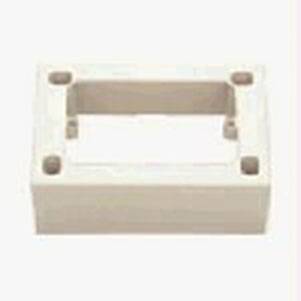 Puszka natynkowa, głębokość 48mm, 3M, kość słoniowa