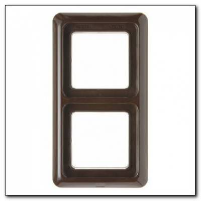 Ramka 2-krotna z uszczelką; brązowy; podtynkowe IP44 Numer katalogowy: 132901