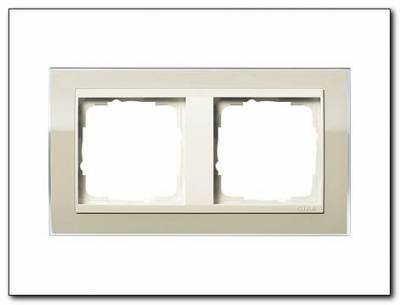 Ramka podwójna do kremowych Gira Event Clear piaskowy